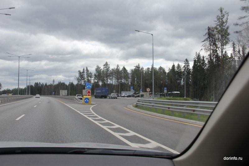 Авто м 11. Трасса Ленинск-Кузнецкий Кемерово скорость. Холмогоры 35 км+331м. Автопробег Lamborghini Москва -Санкт Петербург. Трасса Кемерово Новокузнецк фото 130 км.ч.