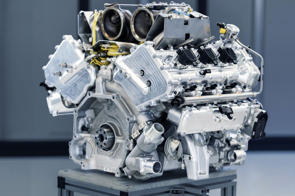 Aston Martin впервые за 50 лет сама разработала двигатель: очень горячий V6 - «Aston Martin»