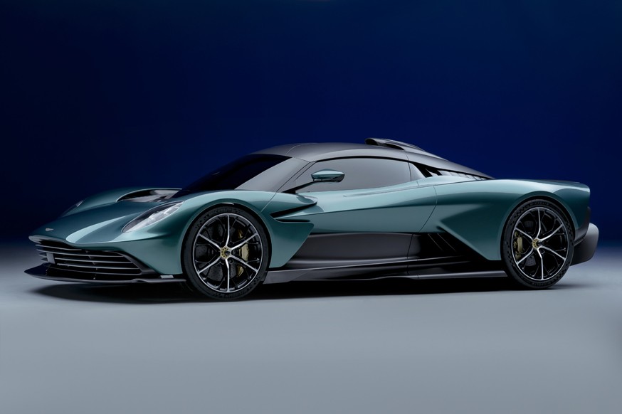 Aston Martin рассекретил суперкар Valhalla: 950-сильная установка и 2,5 секунды до «сотни» - «Aston Martin»