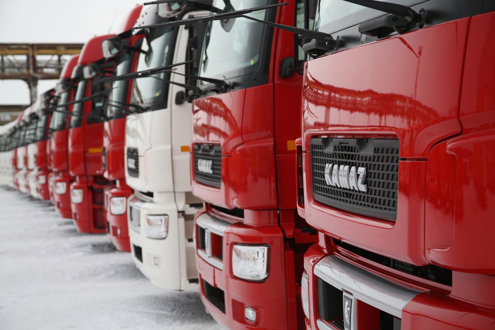 Продажа грузовиков в москве