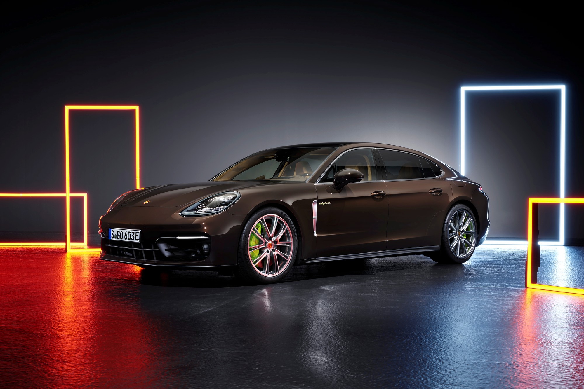 Porsche Panamera РѕР±РѕРё