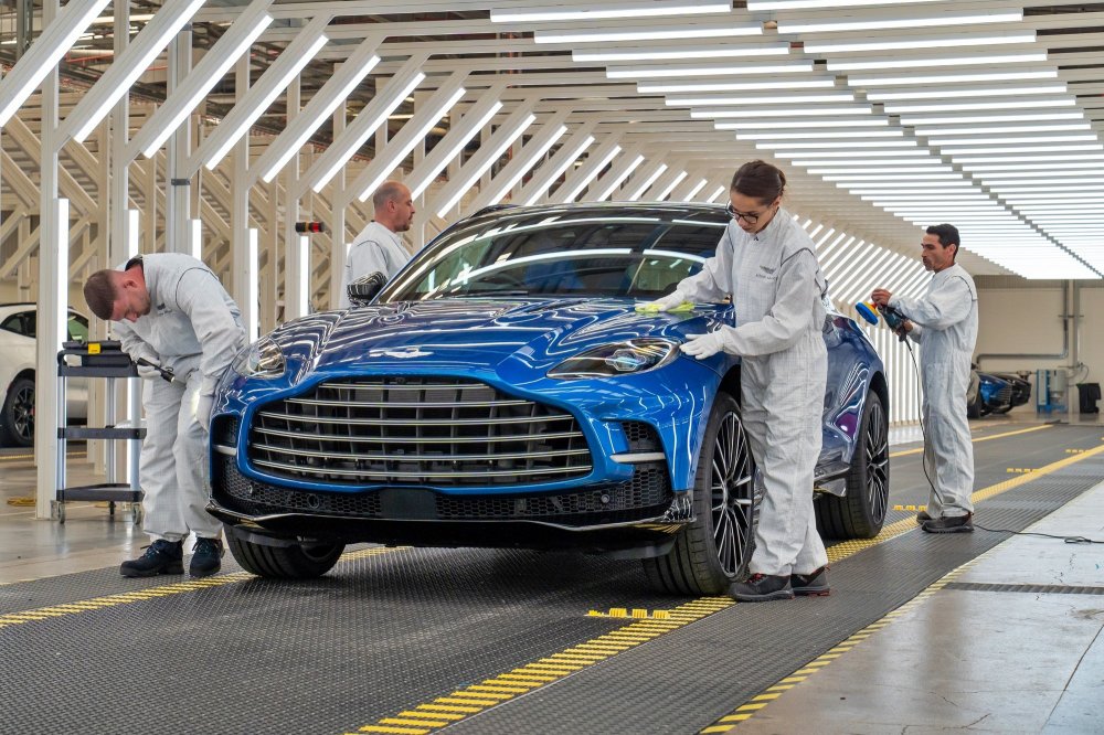 Geely увеличивает долю в Aston Martin с 7,6 до 17% и на этом не остановится - «Geely»