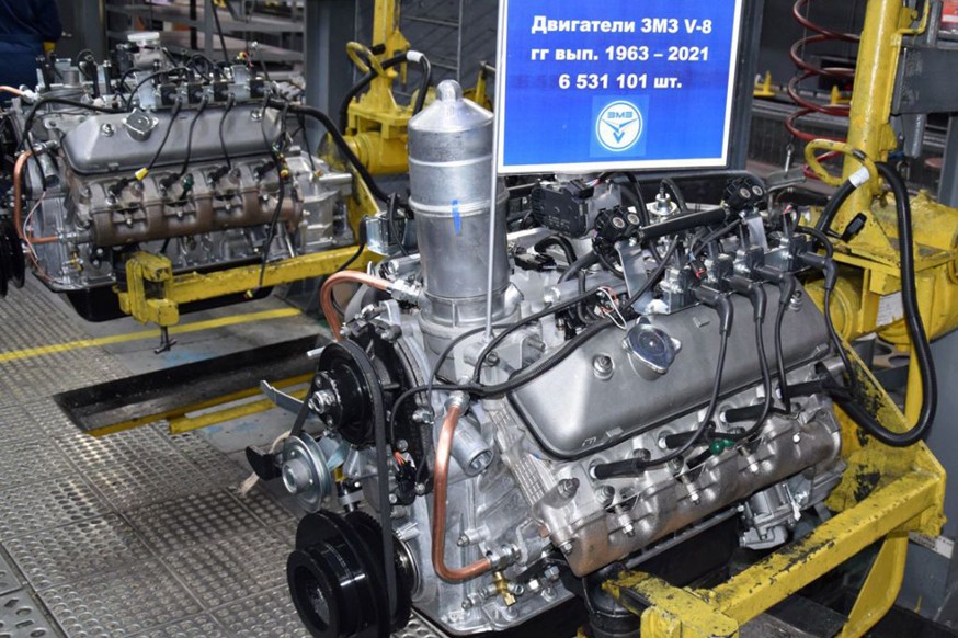 Вернули из отставки: «Соллерс» решил возобновить производство восьмицилиндровых моторов ЗМЗ - «УАЗ»