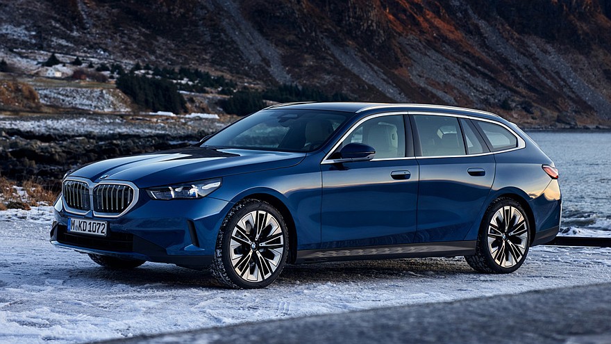 BMW i5 и 5 series Touring нового поколения: пятидверка подросла в габаритах и сменила имидж - «BMW»