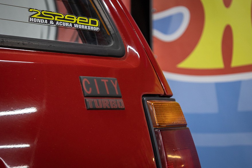 Дерзкий моторчик и мопед в комплекте: опыт владения Honda City Turbo I 1982 года - «Honda»