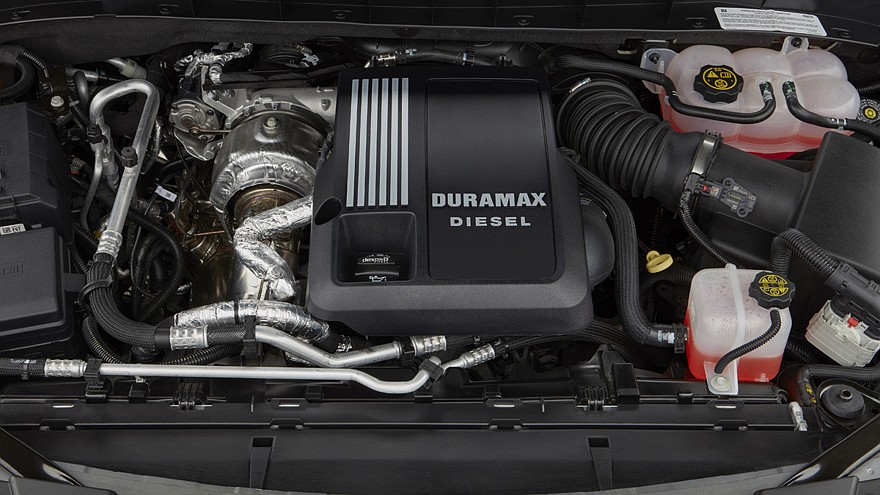 Cadillac меняет курс: модели с двигателями внутреннего сгорания останутся после 2030 года - «Cadillac»