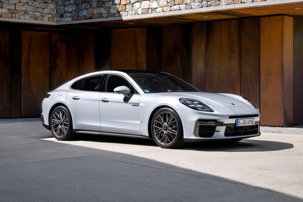 Гамму Porsche Panamera пополнили топ-версия Turbo S E-Hybrid и драйверская GTS - «Porsche»