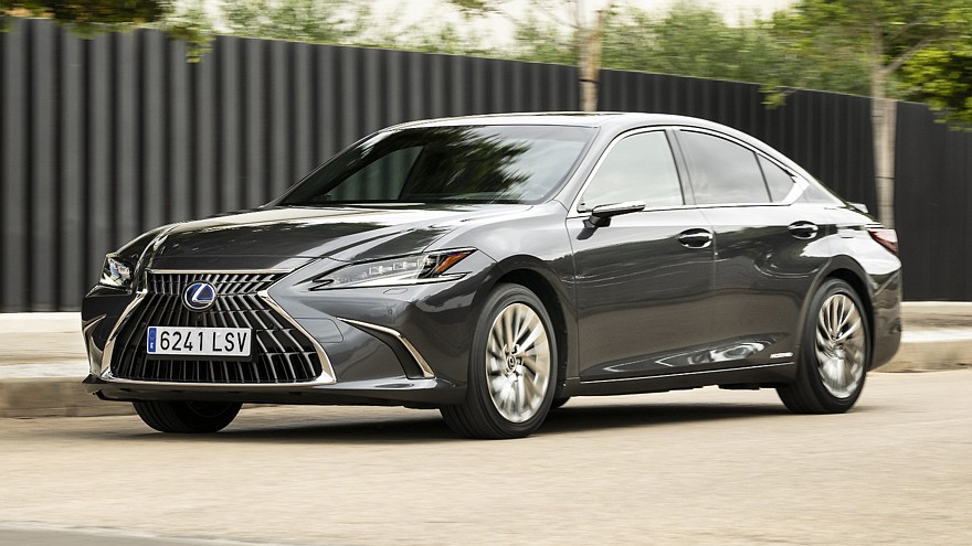 Обновлённый Lexus ES: первые изображения - «Lexus»