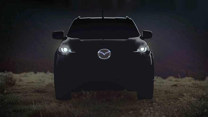 Обновлённый пикап Mazda BT-50 с огромным логотипом показался на первом тизере - «Mazda»