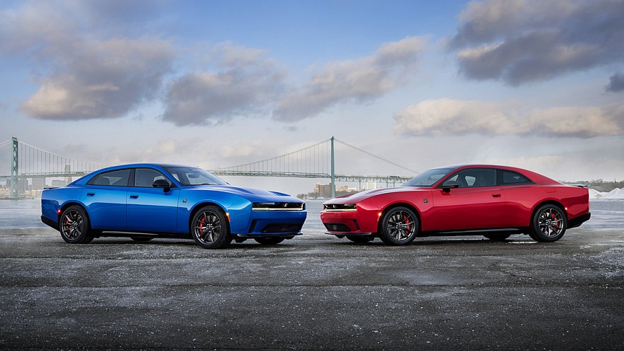 В линейке Dodge Charger пополнение: теперь и пятидверный лифтбек - «Dodge»