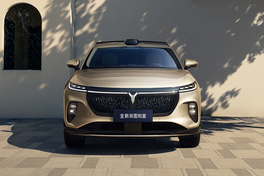 «Бюджетный» кроссовер Voyah Courage показал новый интерьер - «Dongfeng»