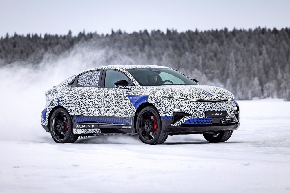 Серийный Alpine A390: официальные фотографии в камуфляже и дата премьеры - «Alpine»