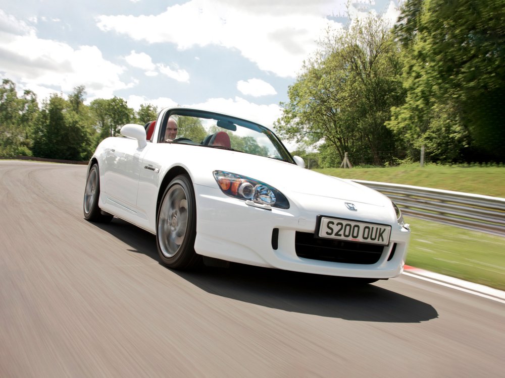 Скорость – не главное: как появился родстер Honda S2000 и что у него общего с мотоциклом - «Honda»