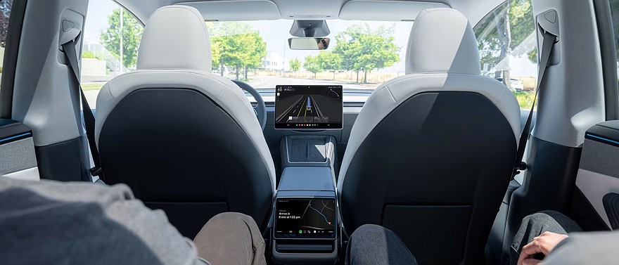Tesla запустила Robotaxi под надзором, оно уже несколько раз грубо нарушило ПДД - «Tesla»