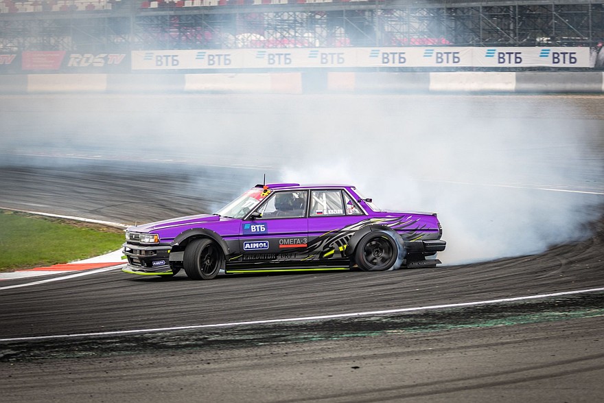 Тормоза от Nissan и никакого стока: тюнинг Toyota Cresta GX71 для RDS GP - «Тюнинг»