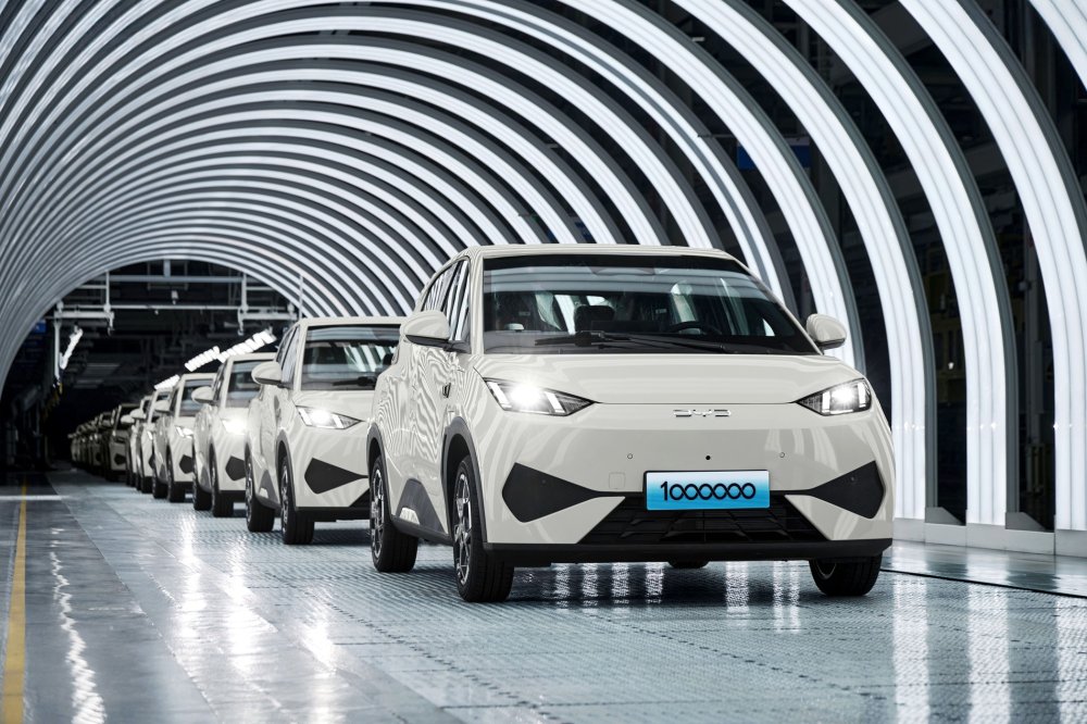 Глобальный народный автомобиль: BYD выпустил миллионный хэтчбек Seagull - «BYD»
