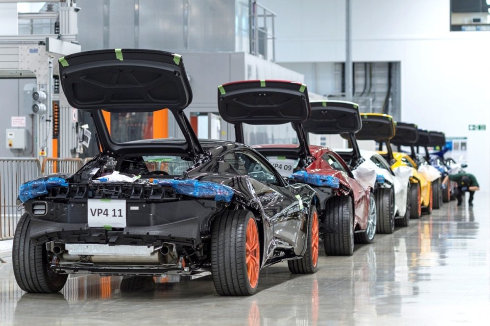 Lotus на перепутье: слухи о переезде в США и подробности о первой гибридной модели - «Lotus»