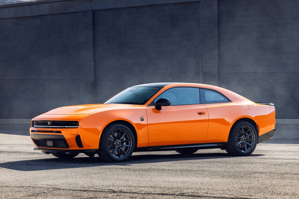 На американский рынок выходит новый бензиновый Dodge Charger - «Dodge»