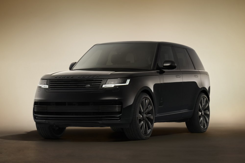 У внедорожника Range Rover SV появилась новая «затемнённая» версия для меломанов - «Land Rover»