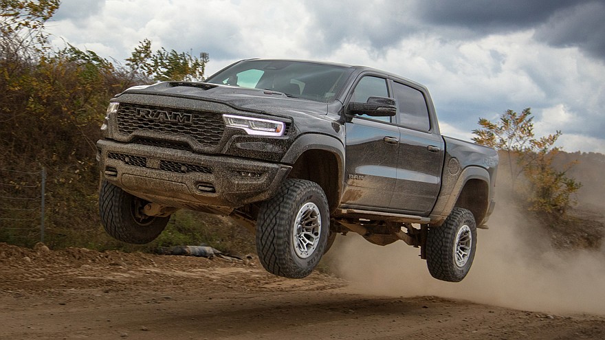 Stellantis планирует вернуть Ram 1500 TRX и представить «горячий» Dodge Hornet GLH в этом году - «Dodge»