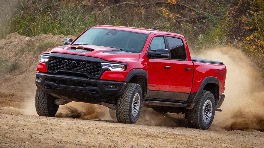 Ram 1500 TRX может скоро вернуться с посвежевшей внешностью и мотором V8 Hemi - «Ram»