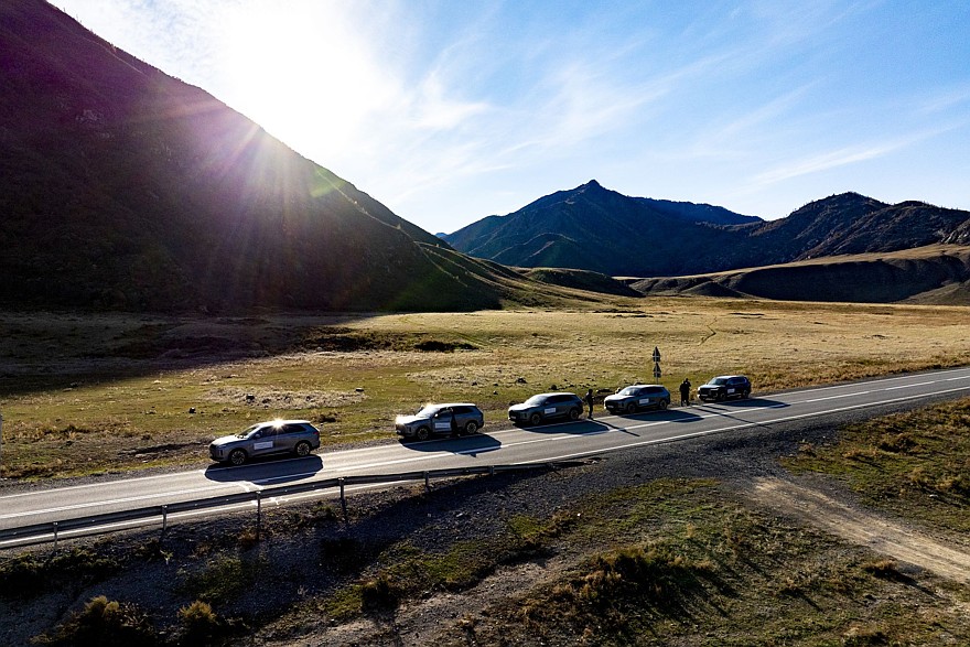 Exeed и Gastro Camp: путешествие по осеннему Алтаю - «Exeed»