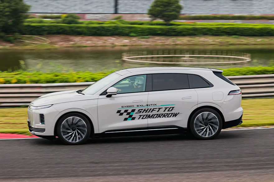 Электрический седан Exeed Exlantix ES показал разгон на уровне спорткара - «Exeed»