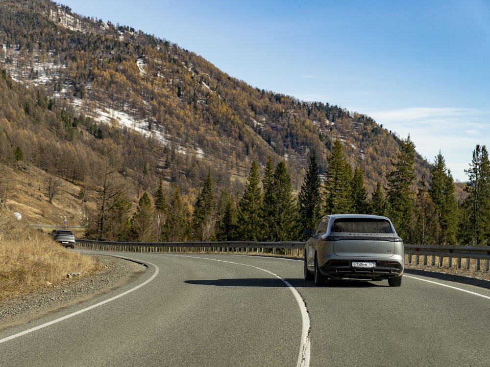 Exeed и Gastro Camp: путешествие по осеннему Алтаю - «Exeed»