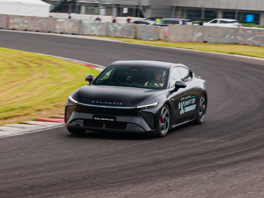 Электрический седан Exeed Exlantix ES показал разгон на уровне спорткара - «Exeed»