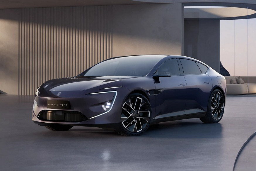 Роскошный седан Avatr 12 приготовился к старту продаж в России - «Changan»