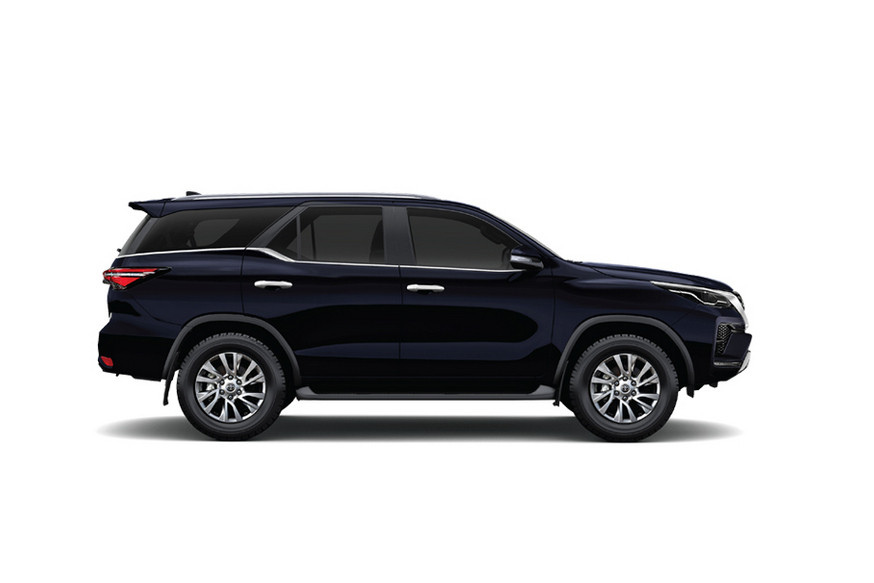 Внедорожник Toyota Fortuner получил спецверсию перед тем, как наконец-то сменить поколение - «Toyota»