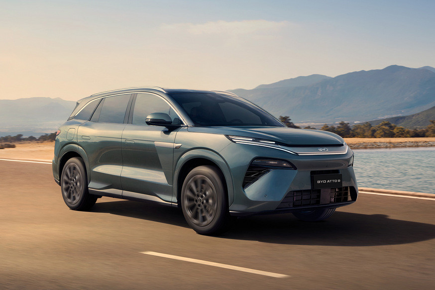 Флагманский кроссовер BYD Tang L отправили на экспорт под именем Atto 8 - «BYD»