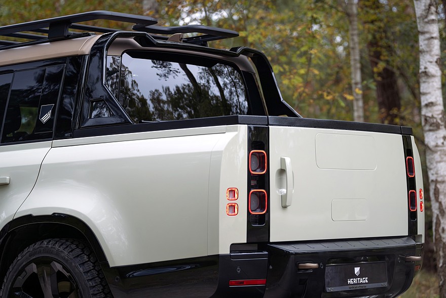 Land Rover Defender стал пикапом стараниями Heritage Customs и Urban Automotive - «Тюнинг»