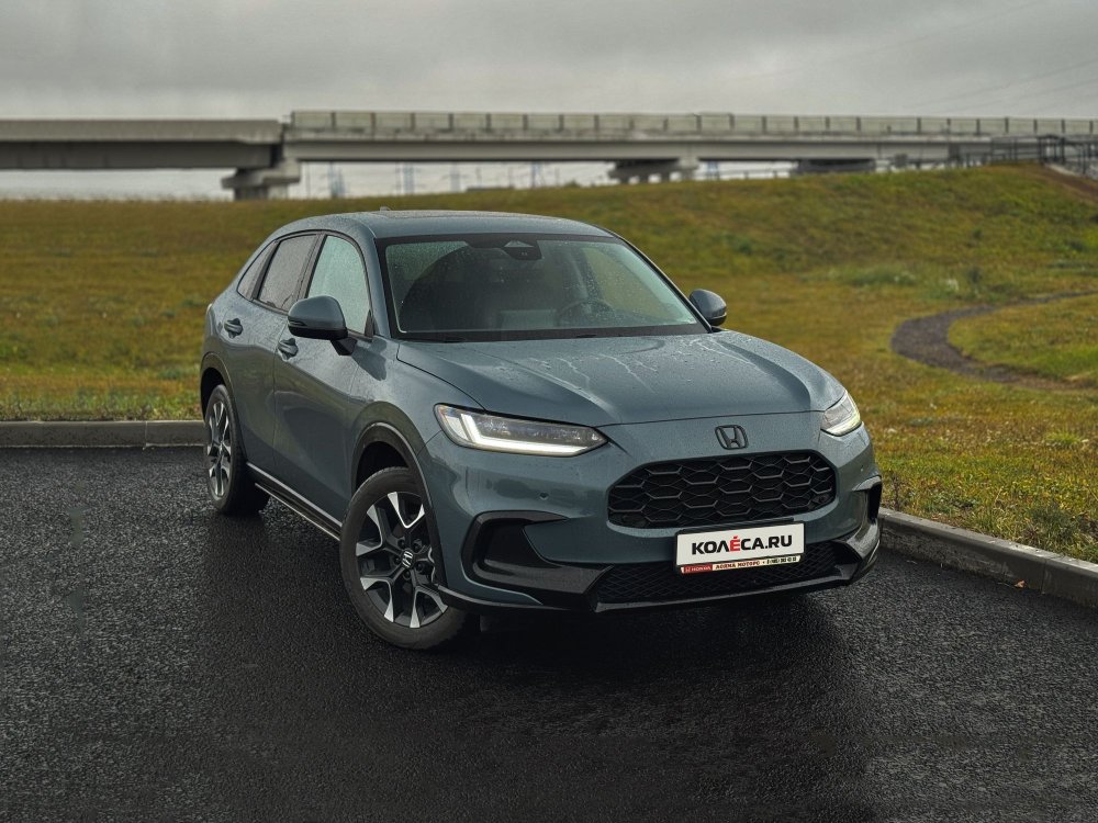 Японский минимализм с европейским лицом: тест-драйв Honda ZR-V - «Тест-драйв»