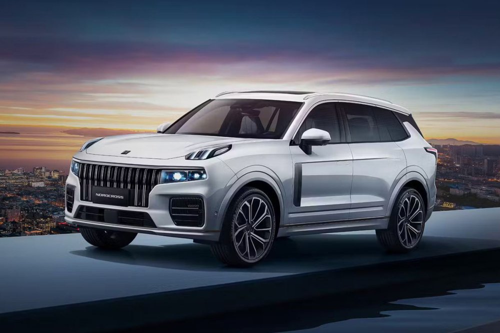 На российский рынок выходит уже знакомый кроссовер под новым названием – Nordcross 001 - «Lynk&Co»