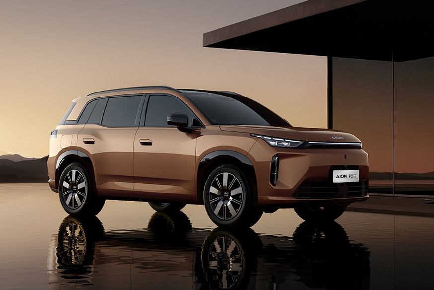 Представлен кроссовер GAC Aion i60: пока дороже брата от Toyota - «GAC»