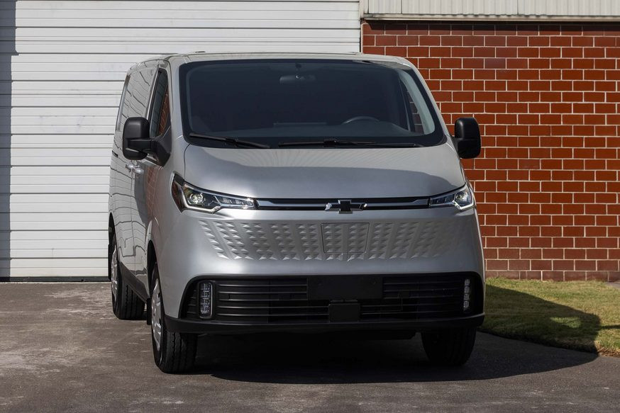 Фургон Chevrolet Express Max на базе «китайца» обрёл новую начинку - «Chevrolet»