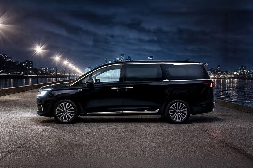 JAC готовит минивэн RF8 к скорому выходу на российский рынок - «JAC»