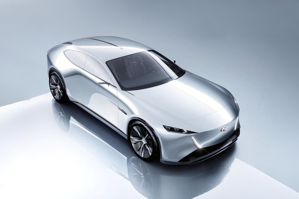 Эффектные новинки от Mazda: роторное кросс-купе и предвестник новой Mazda 2 - «Mazda»