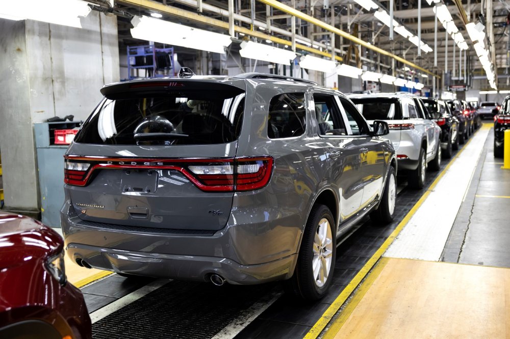 Stellantis инвестирует в США 13 млрд долларов, новый Dodge Durango появится в 2029 году - «Dodge»