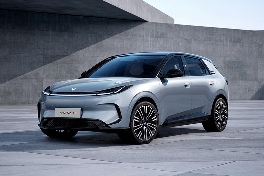 Arcfox T1 от BAIC попробует переманить покупателей у компактов BYD и Geely - «BAIC»