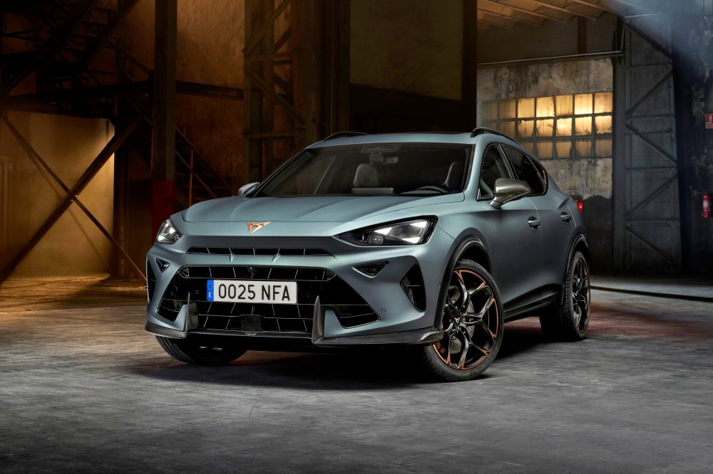 Cupra Formentor VZ5 с 390-сильной «турбопятёркой» Audi неожиданно вернулся на рынок - «Cupra»