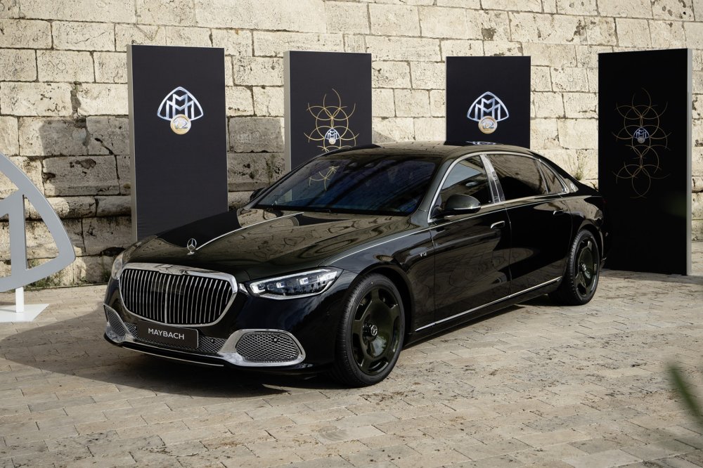 Mercedes-Maybach S-Class обзавёлся спецверсией V12 Edition с декором из золота - «Mercedes-Maybach»