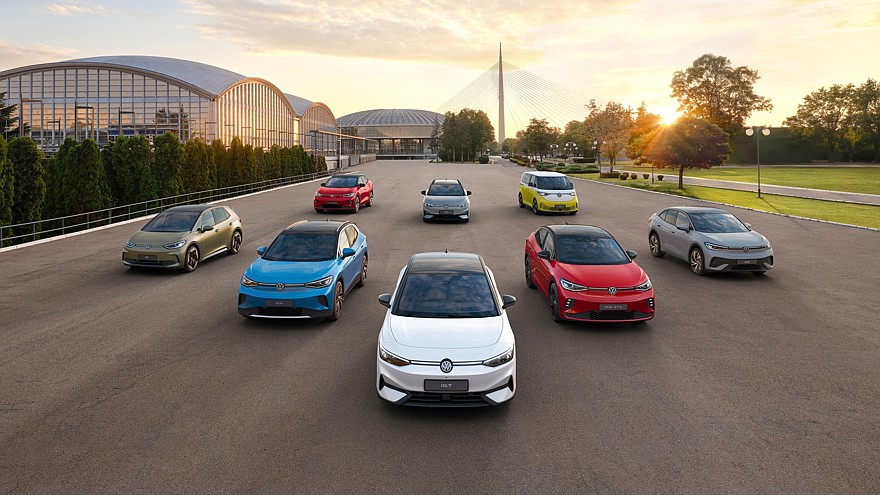 Продажи VW Group в 2025 году: Skoda дала миллион, Bentley в минусе, провал в США и Китае - «Audi»