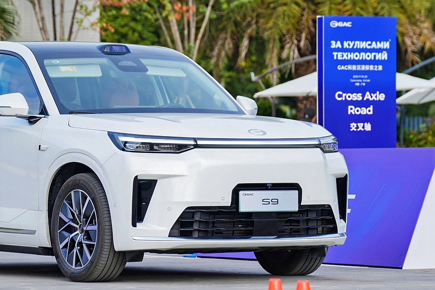 500 сил, чёрный орех и 11 слоёв: первый тест-драйв GAC S9 - «GAC»