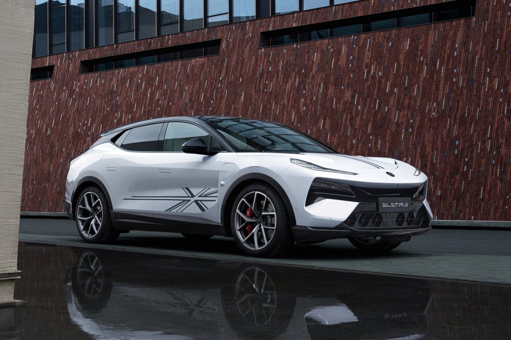 Просто добавь ДВС: убыточный Lotus представит первый мощный гибрид в январе - «Lotus»