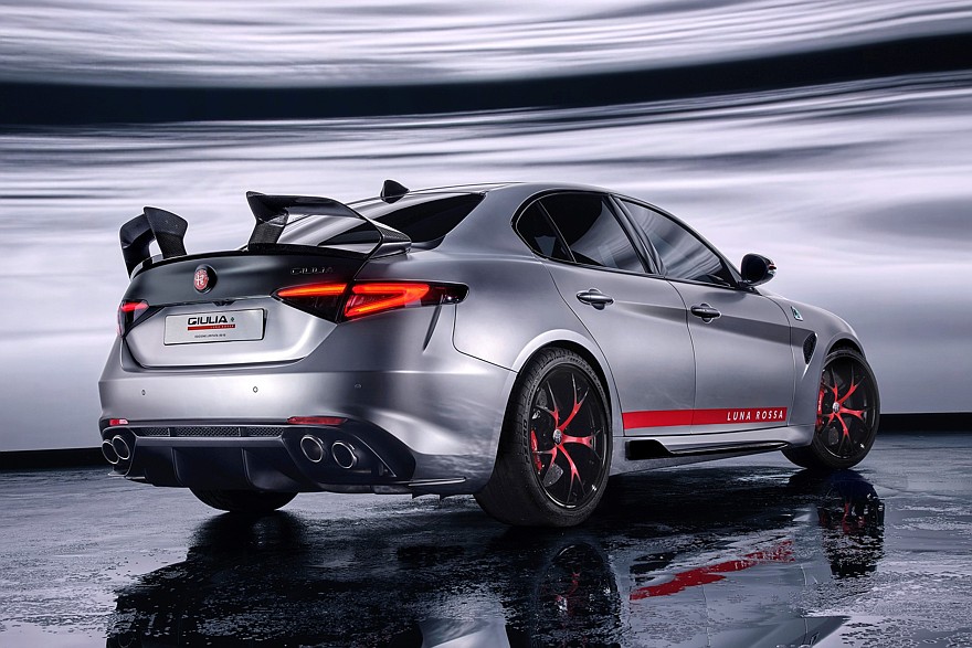 Alfa Romeo Giulia Quadrifoglio Luna Rossa: новая спецверсия с необычным антикрылом - «Alfa Romeo»