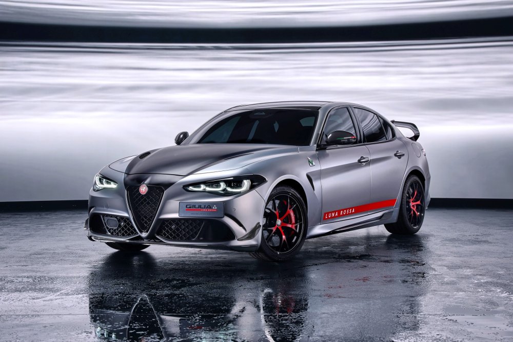 Alfa Romeo Giulia Quadrifoglio Luna Rossa: новая спецверсия с необычным антикрылом - «Alfa Romeo»