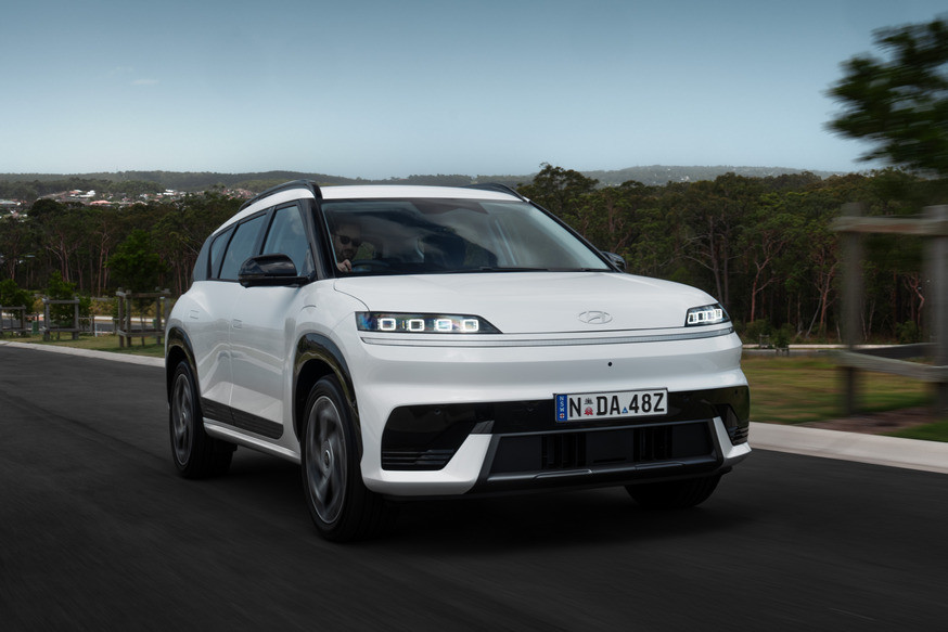 Непопулярный кроссовер Hyundai Elexio отправили на экспорт - «Hyundai»