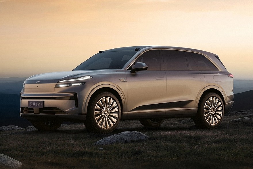 Nio готовится вывести на рынок большой кроссовер Onvo L90: рассекречен интерьер - «Nio»